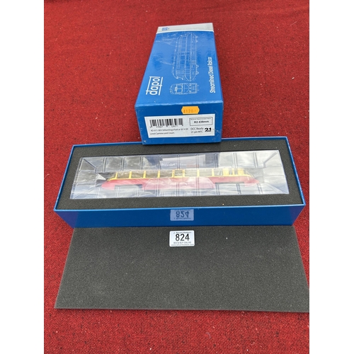 824 - Dapol 00 Gauge streamline Diesel rail car boxed as new