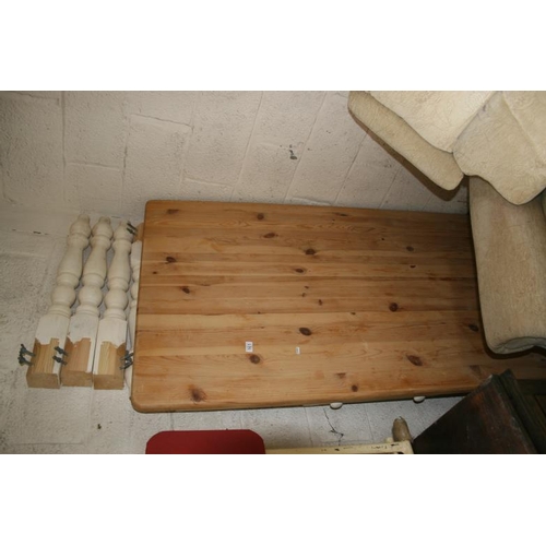 161 - PINE COUNTRY KITCHEN TABLE