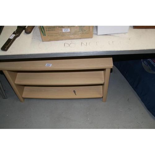 255 - BEECH EFFECT TV UNIT