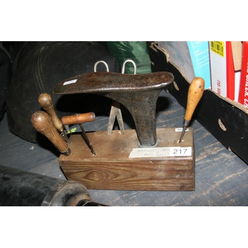 217 - SHOEMAKER'S REPAIR TOOLS