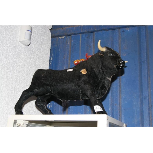 448 - BULL ORNAMENTAL