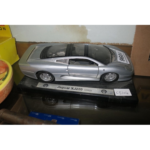 1096 - JAGUAR XJ220  MODEL