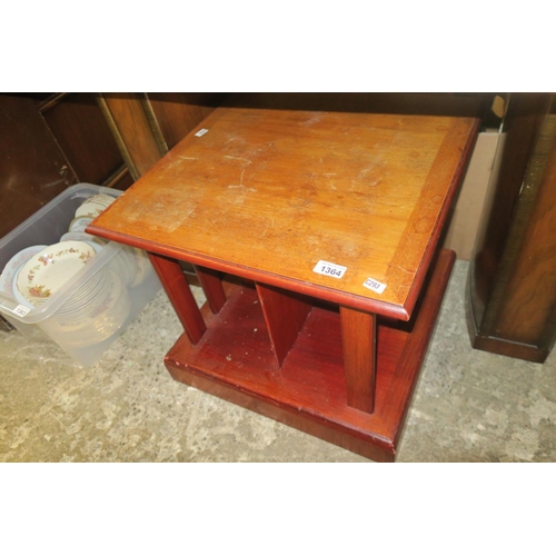 1364 - COFFEE TABLE