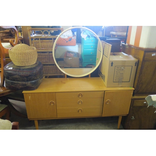 1612 - SCHREIBER DRESSING TABLE WITH ROUND MIRROR