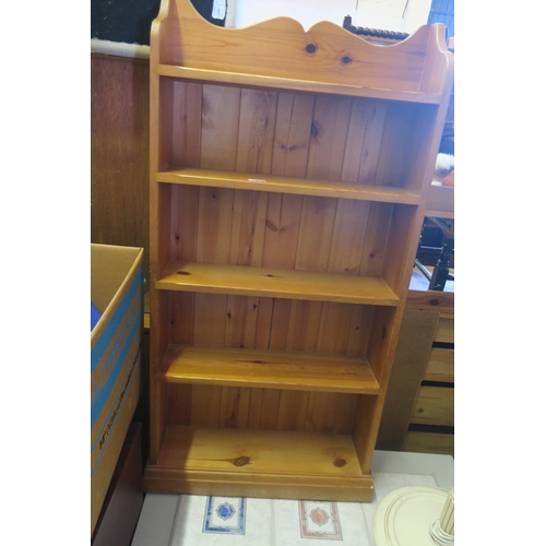 1660 - PINE BOOKCASE