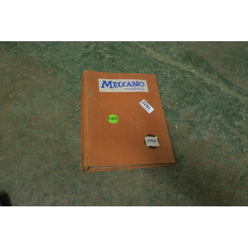 1822 - VINTAGE MECCANO FOLDER AND INFORMATION