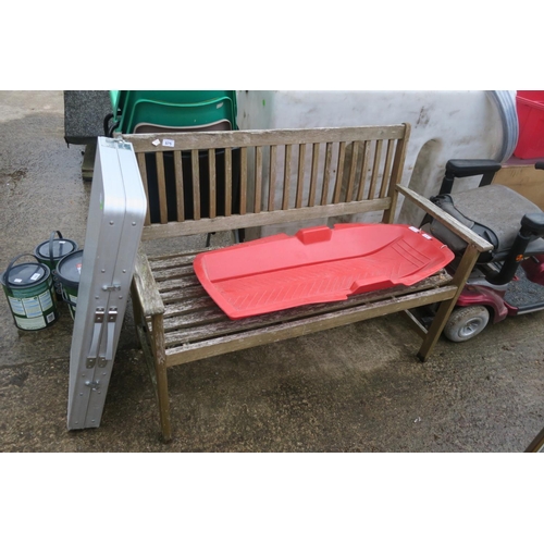 575 - 2 SEATER WOODEN PARK BENCH