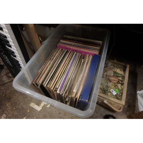 75 - LARGE BOX OF VINYL RECORDS