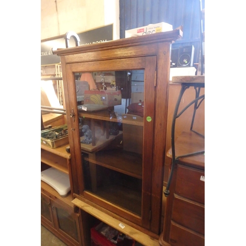 1548 - CORNER CABINET