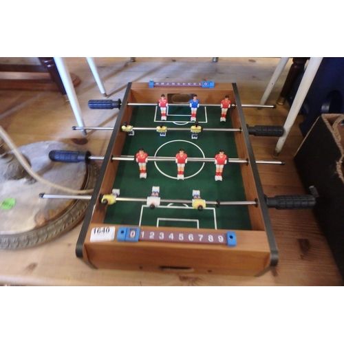 1640 - MINI TABLE FOOTBALL