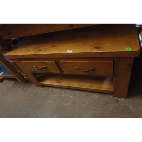 1676 - PINE TV UNIT