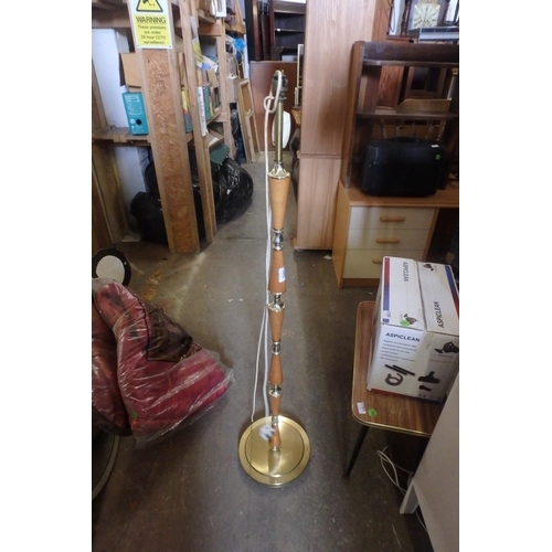 1689 - FLOOR LAMP