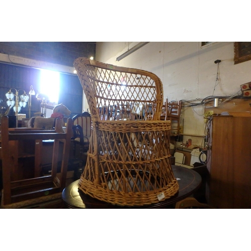 1824 - WICKER KIDS CHAIR