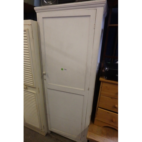 1170 - LINEN CUPBOARD