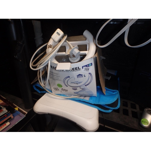 109 - BUNDLE OF NINTENDO WII ACCESSORIES