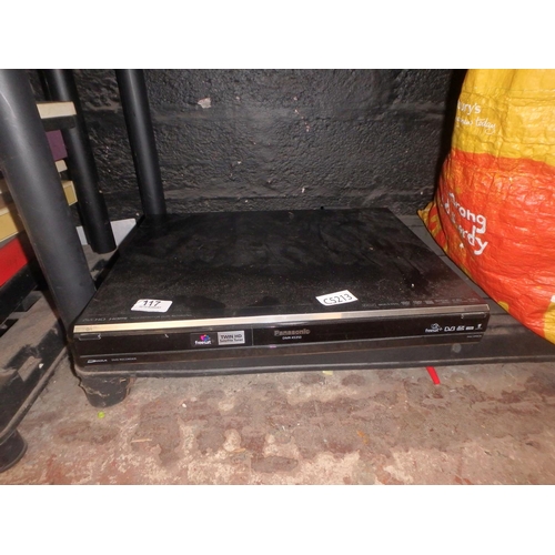 117 - PANOSONIC FREESAT/DVD PLAYER