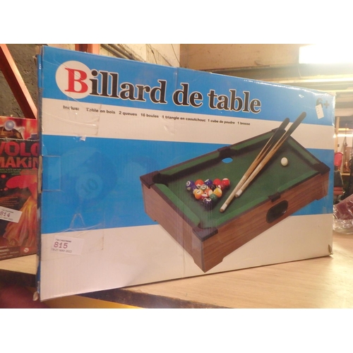 815 - BILLARD DE TABLE GAME SET