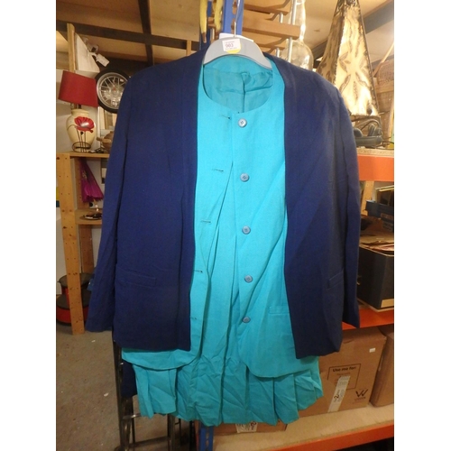 903 - LADIES JACKET AND DRESS SIZE 18