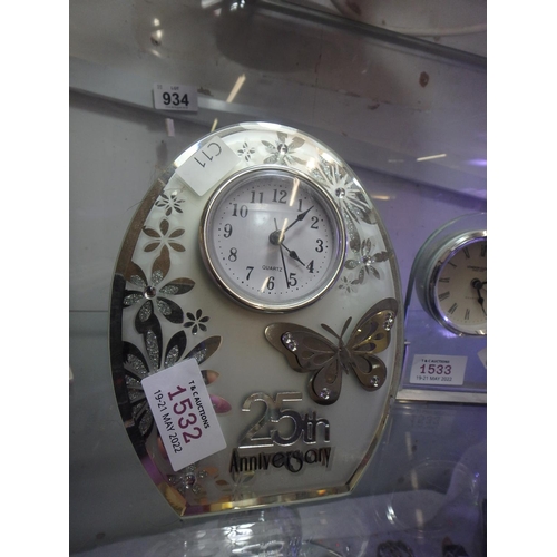 1532 - 25TH ANNIVERSARY CLOCK