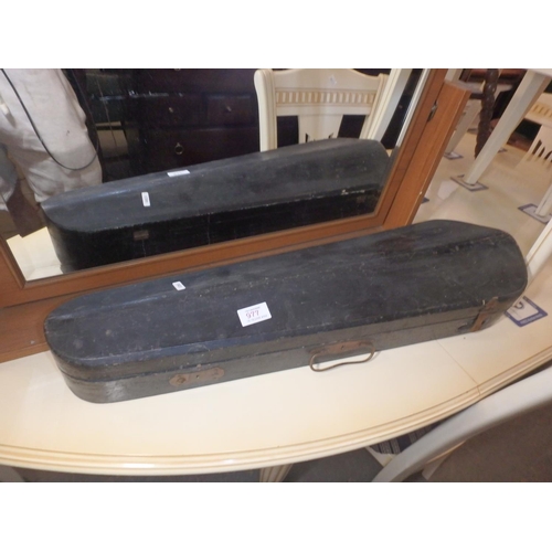 977 - VINTAGE VIOLIN CASE