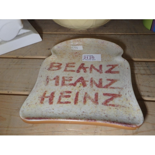 2125 - HEINZ BEANS DECORATIVE PLATE