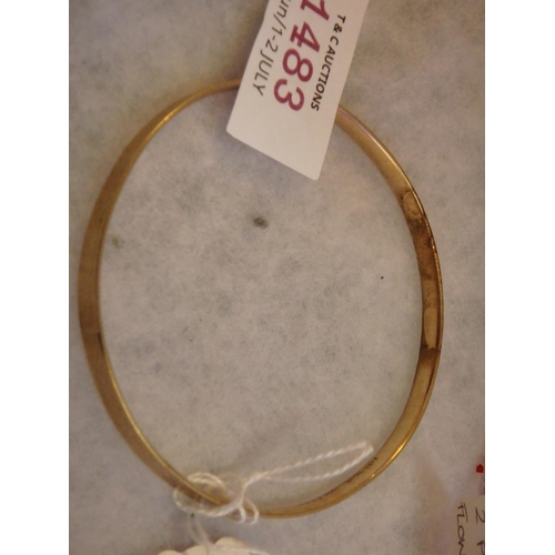 1483 - 9CT GOLD & METAL CORE BRACELET BANGLE