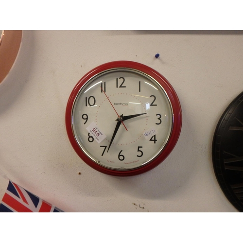 916 - RED WALL CLOCK