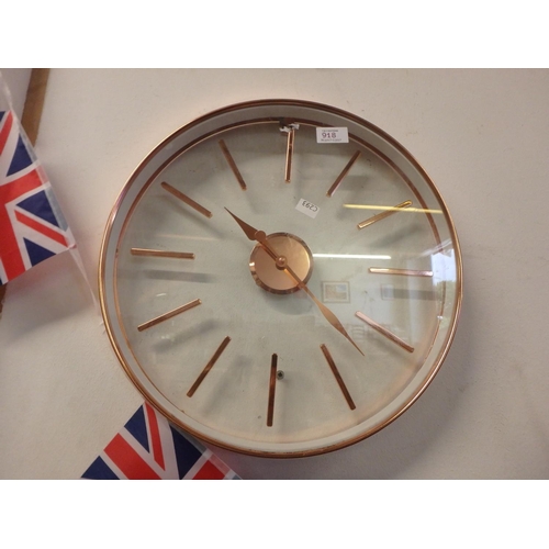 918 - GOLD COLOURED WALL CLOCK