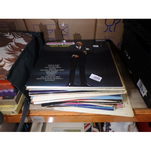 2056 - BUNDLE OF RECORDS/LPS