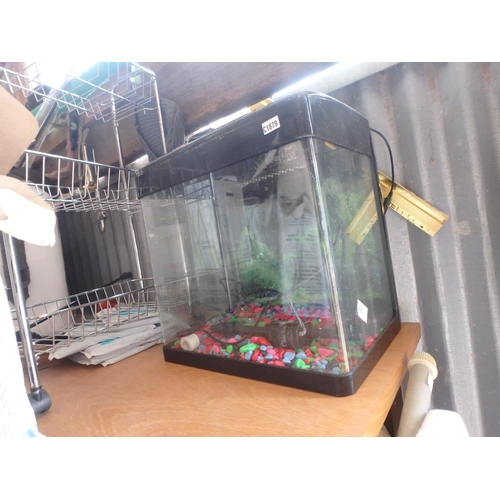 495 - SMALL FISH TANK WITH ACCESSORIES