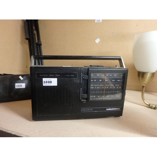 1030 - GRUNDIG MUSIC BOY 100 RADIO