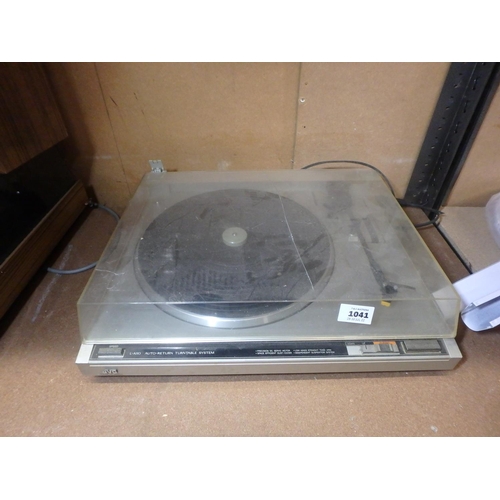 1041 - JVC L-A10 TURNTABLE