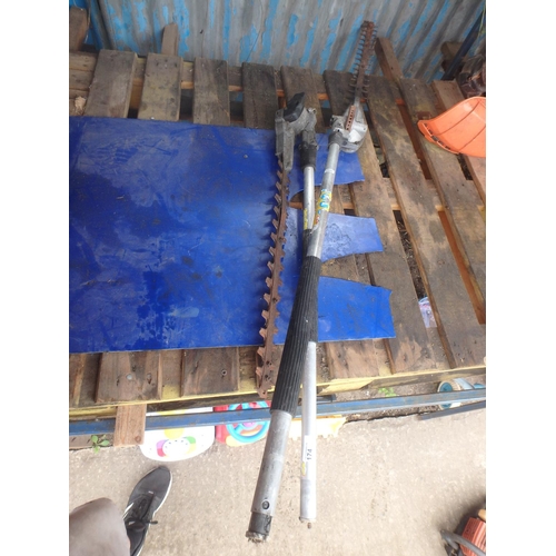 174 - 2 HEDGE TRIMMER BLADES