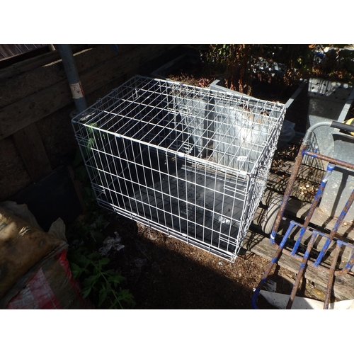 124 - MEDIUM PET TRANSPORTER CAGE