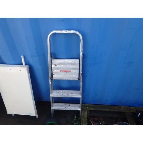 156 - SMALL PAIR OF ALUMINIUM STEP LADDERS