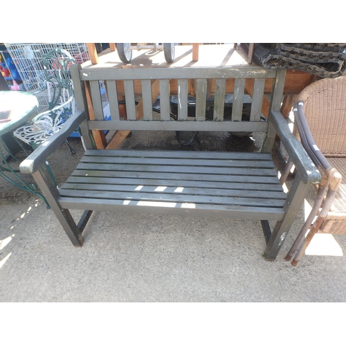 163 - GARDEN BENCH