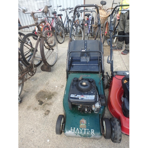 28 - HAYTER HARRIER 48 LAWN MOWER