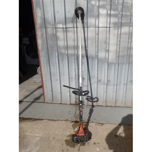 49 - TANNAKA TBC 230 STRIMMER