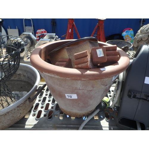 70 - TERRACOTTA POT, GLAZED POT AND STAND