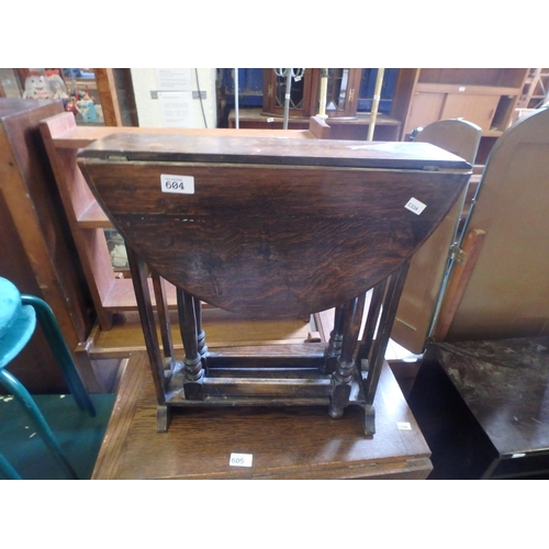 604 - MINIATURE DROP LEAF TABLE