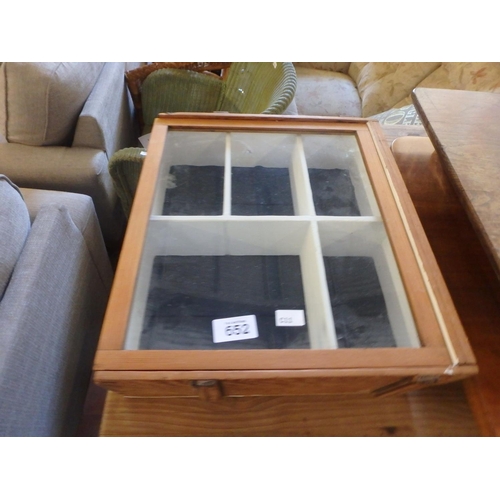 652 - SMALL DISPLAY CABINET