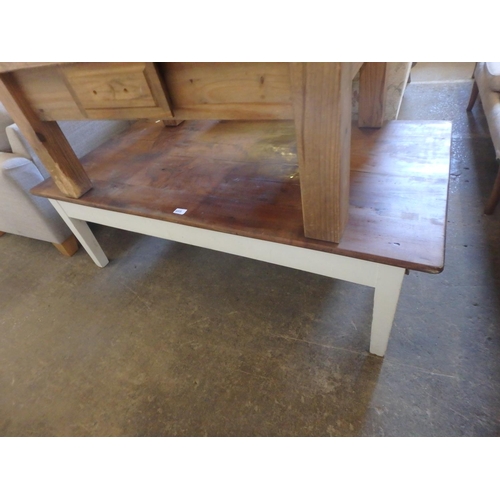 655 - LARGE COFFEE TABLE