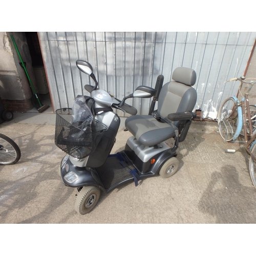 1 - MOBILITY SCOOTER GEO8