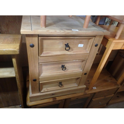 869 - 3 DRAWER UNIT