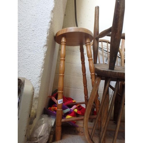 958 - PINE BAR STOOL