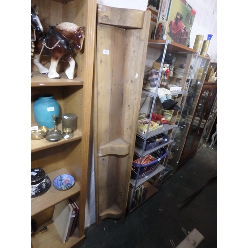 1221 - LARGE VINTAGE PINE WALL-HUNG SHELF