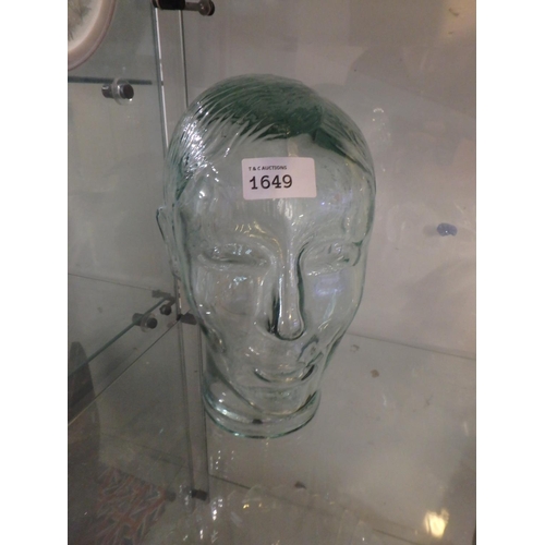 1649 - GLASS HEAD