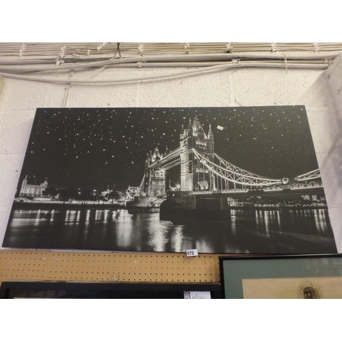 870 - LARGE CANVAS OF LONDON BRIDGE