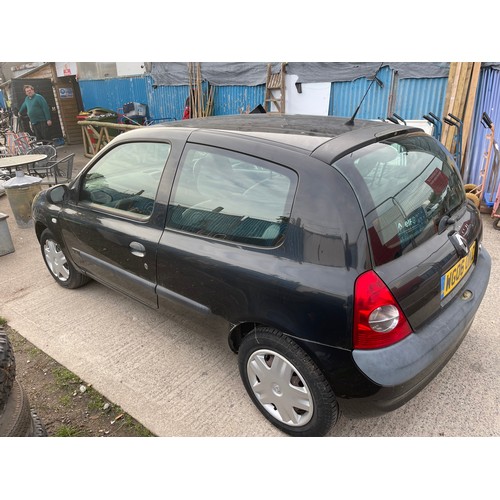 100A - RENAULT CLEO CAMPUS 2006 REG .1149CC PETROL.
STARTS WITH A JUMP AND WILL NEED AN MOT.
GOOD LITTLE ST... 