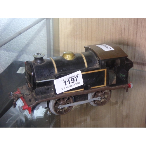 1197 - TIN PATE WIND UP TRAIN MODEL